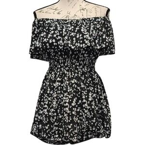 Womens Black White Dark Floral Off Shoulder Shorts Romper Medium Boho Romantic